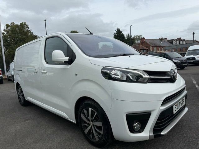 Toyota PROACE 1.6D Comfort Medium Panel White #2