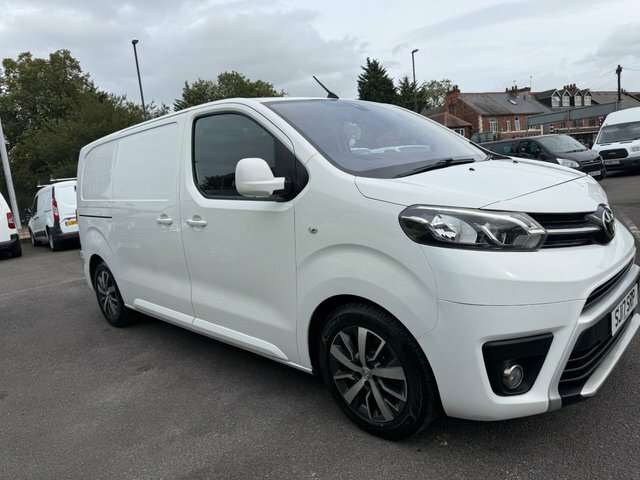 Toyota PROACE 1.6D Comfort Medium Panel White #6