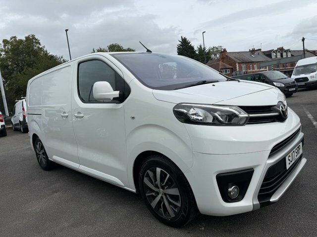 Toyota PROACE 1.6D Comfort Medium Panel Van Mwb Euro 6 Ss 6Dr Silver #20