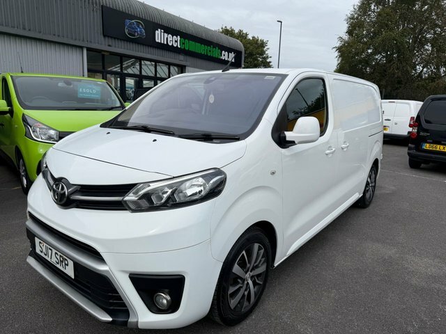 Toyota PROACE 1.6D Comfort Medium Panel Van Mwb Euro 6 Ss 6Dr Silver #29