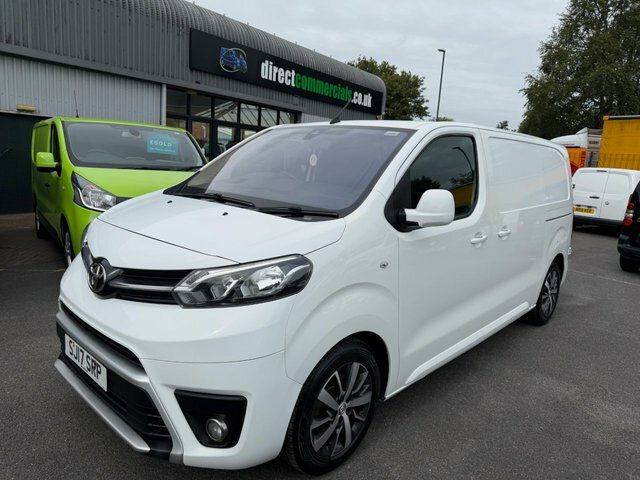 Toyota PROACE 1.6D Comfort Medium Panel Van Mwb Euro 6 Ss 6Dr Silver #31