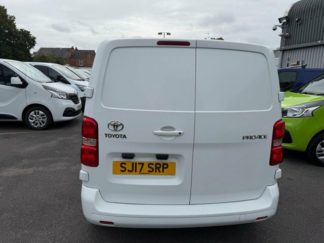 Toyota PROACE 1.6D Comfort Medium Panel White #4