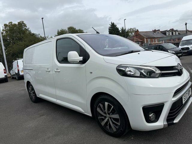 Toyota PROACE 1.6D Comfort Medium Panel Van Mwb Euro 6 Ss 6Dr Silver #33