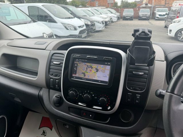 Renault Trafic Renualt Traffic Euro 6 Black #13