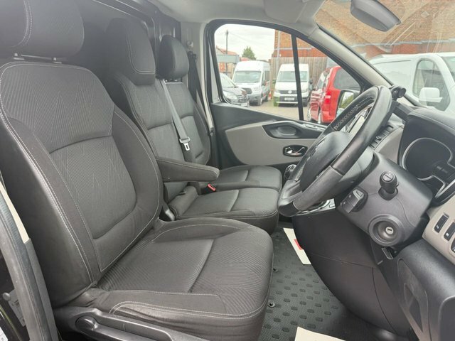 Renault Trafic Renualt Traffic Euro 6 Black #18