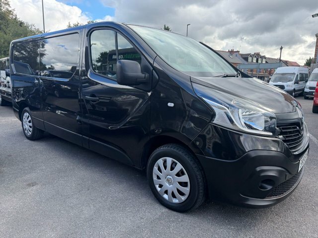 Renault Trafic 1.6 Sl27 Sport Nav Dci 120 Bhp White #32