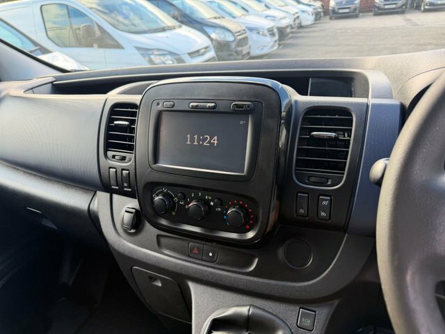 Vauxhall Vivaro L2h1 2900 Sportive Cdti White #9