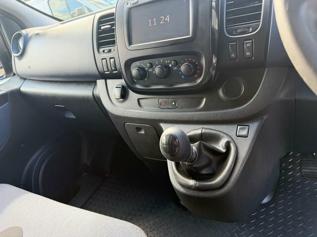 Vauxhall Vivaro L2h1 2900 Sportive Cdti White #11