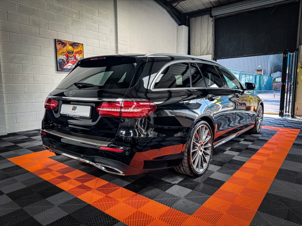 Mercedes-Benz E Class 2.0 E 220 D Amg Line Black #4