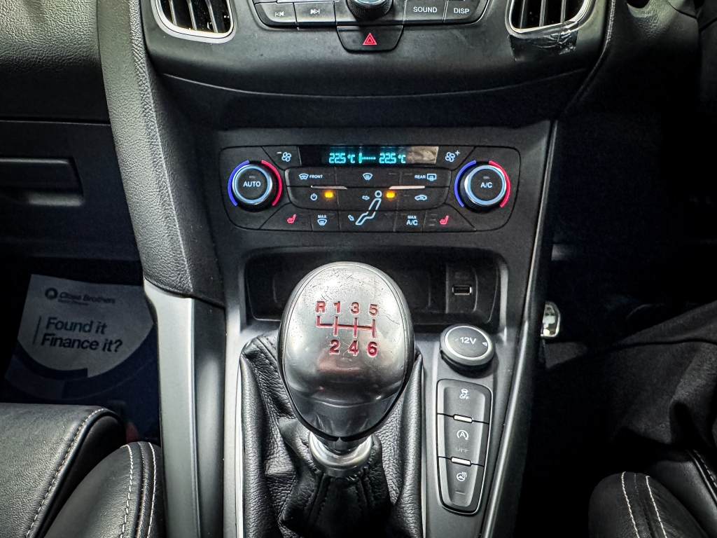 Ford Focus 1.0T Ecoboost Titanium Euro 6 Ss  #31