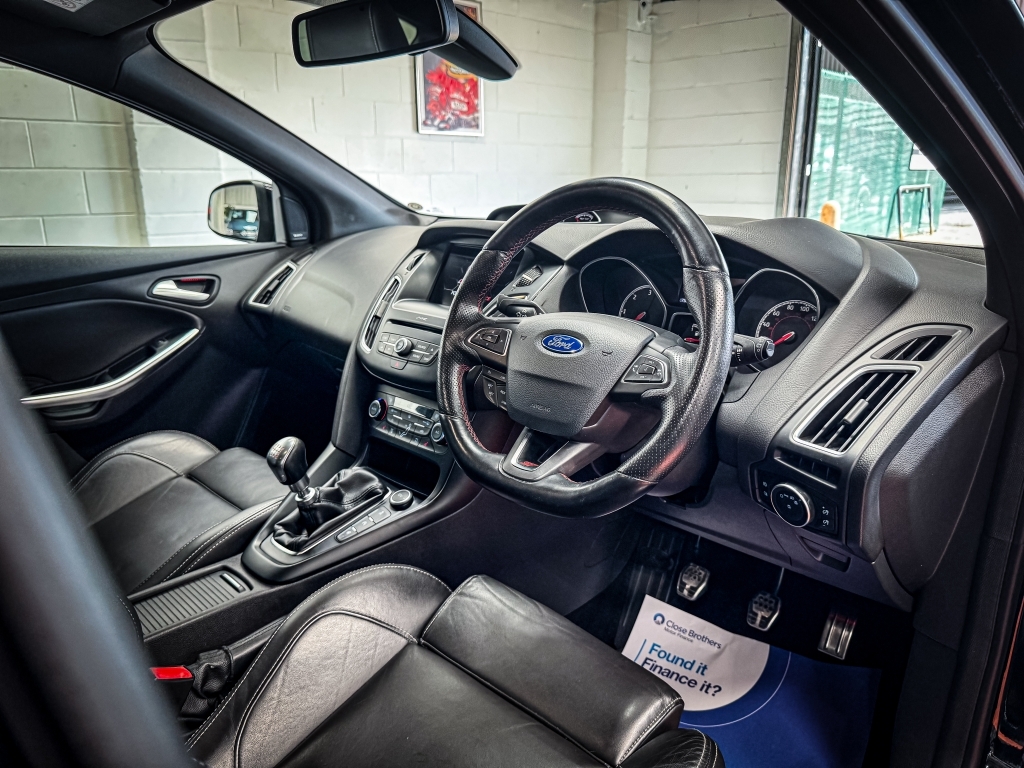 Ford Focus 1.0T Ecoboost Titanium Euro 6 Ss  #12