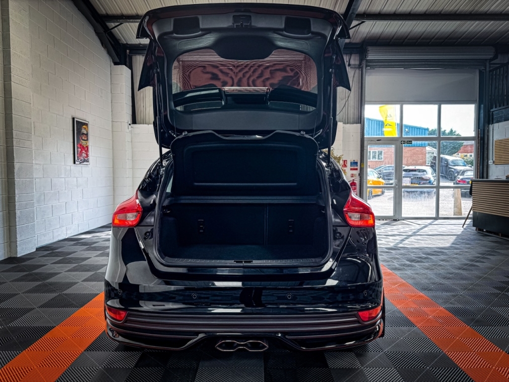Ford Focus 1.0T Ecoboost Titanium Euro 6 Ss  #11