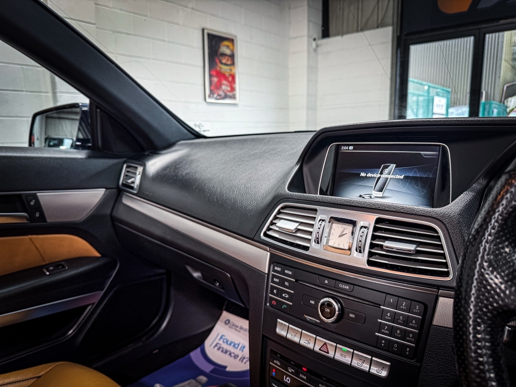 Mercedes-Benz E Class 2.1 E220 Bluetec Amg Night Edition G-tronic Euro Black #19