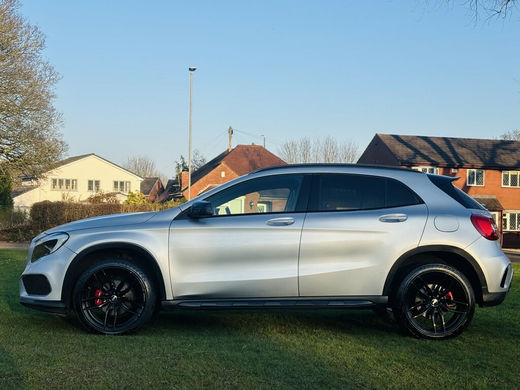 Mercedes-Benz GLA Class 2.1 Gla200d Amg Line Silver #6