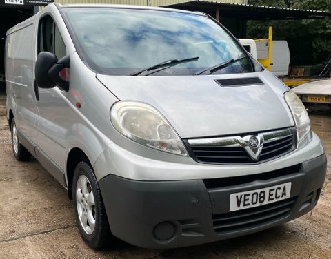 Vauxhall Vivaro 2.0 2700 Cdti Silver #2