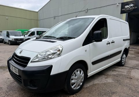 Peugeot Expert Diesel White #15
