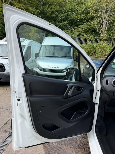 Peugeot Partner Panel Van 1.6 Hdi 850 S L1 201313 White #31