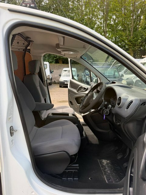 Peugeot Partner Panel Van 1.6 Hdi 850 S L1 201313 White #24