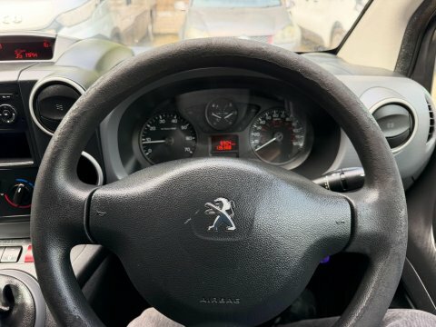 Peugeot Partner Panel Van 1.6 Hdi 850 S L1 201313 White #25