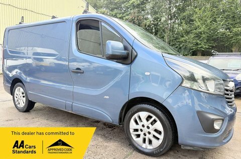 Vauxhall Vivaro 1.6 Cdti 2700 Blue