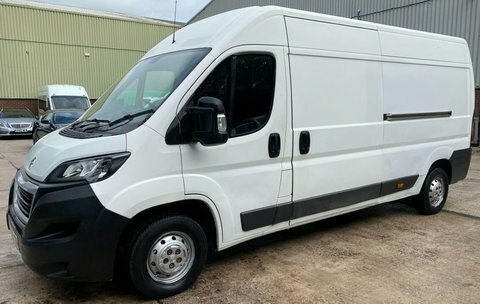 Peugeot Boxer 2L Professional White #17