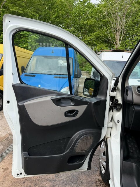 Renault Trafic 1.6 Dci 29 Sport Grey #25