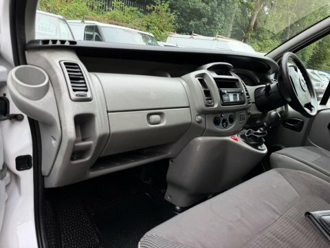 Vauxhall Vivaro 2.0 2900 Cdti Blue #6