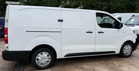 Vauxhall Vivaro 1.5 Turbo D White #6