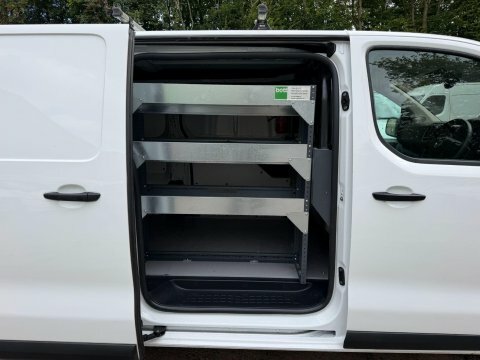 Vauxhall Vivaro 2900 1.5D 100Ps Sportive H1 Van #29
