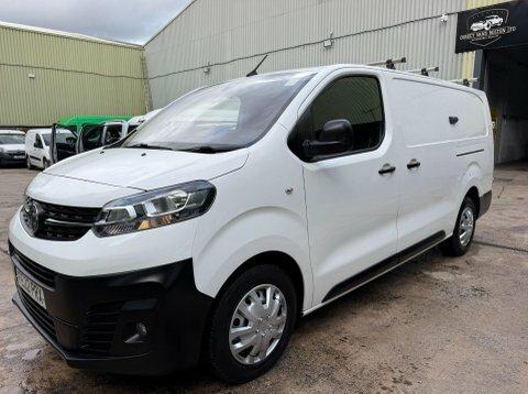 Vauxhall Vivaro 2900 1.5D 100Ps Sportive H1 Van #15