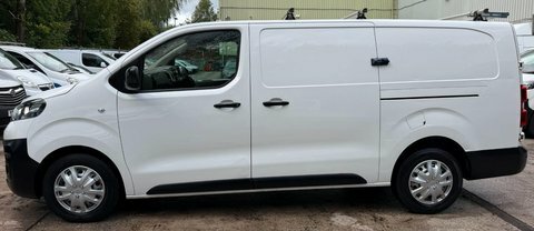 Vauxhall Vivaro 2900 1.5D 100Ps Sportive H1 Van #11