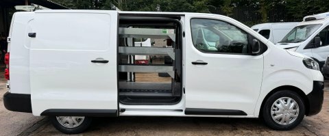 Vauxhall Vivaro 2900 1.5D 100Ps Sportive H1 Van #28