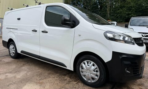 Vauxhall Vivaro 1.5 Turbo D White #2