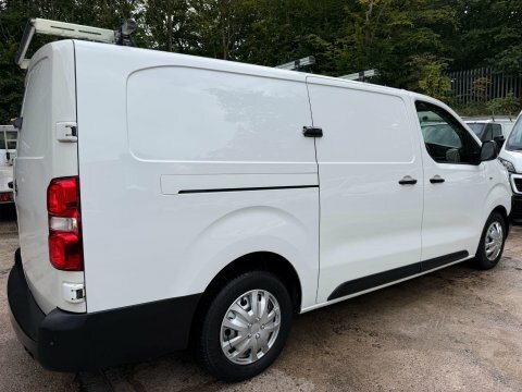 Vauxhall Vivaro 2900 1.5D 100Ps Sportive H1 Van #7