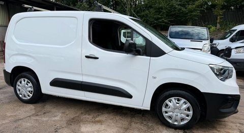 Vauxhall Combo 1.5 Turbo D White #4