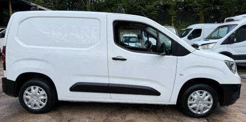 Vauxhall Combo 1.5 Turbo D White #5
