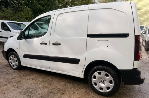 Peugeot Partner 1.6L Professional White #10