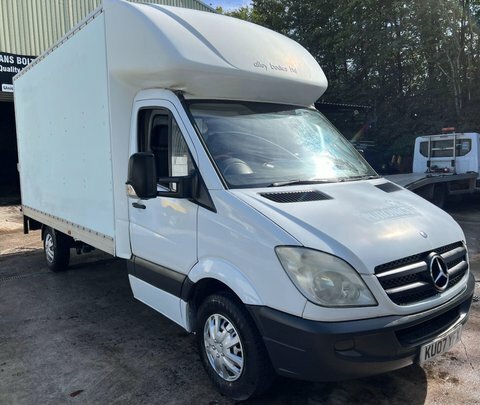 Mercedes-Benz Sprinter 2.1 311 Cdi White #2