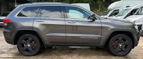 Jeep Grand Cherokee V6 Crd Summit Red #24