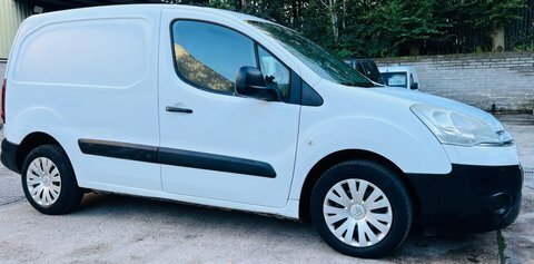 Citroen Berlingo 1.6 Hdi 850 White #3