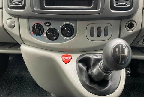 Vauxhall Vivaro Cdti Sportive 2900 U2693 Silver #27