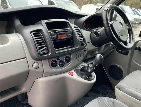 Vauxhall Vivaro Cdti Sportive 2900 U2693 Silver #31