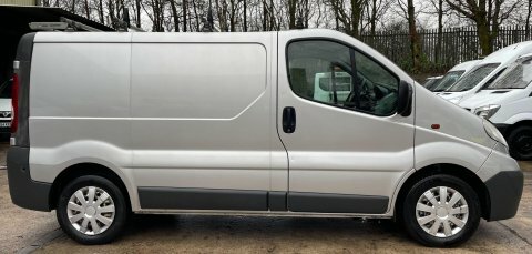 Vauxhall Vivaro 2.0 2700 Cdti Silver #6