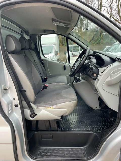 Vauxhall Vivaro Cdti Sportive 2900 U2693 Silver #20