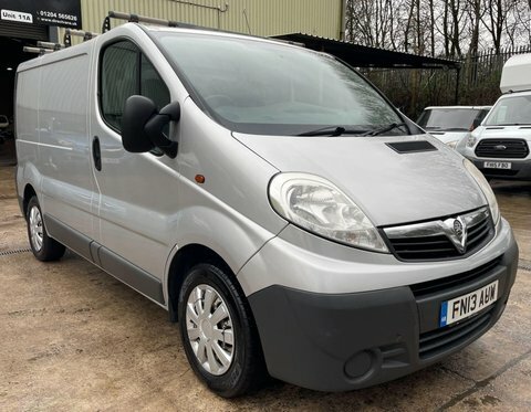 Vauxhall Vivaro 2.0 2700 Cdti Silver #3