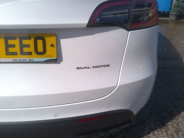 Tesla Model Y Suv Rwd 346 Ps White #9