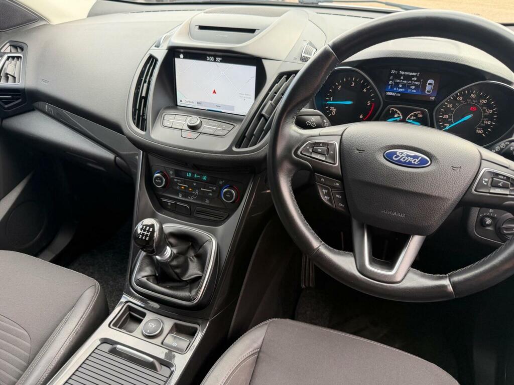 Ford Kuga Suv 2.0 Tdci Titanium Euro 6 Ss 201717 White #2