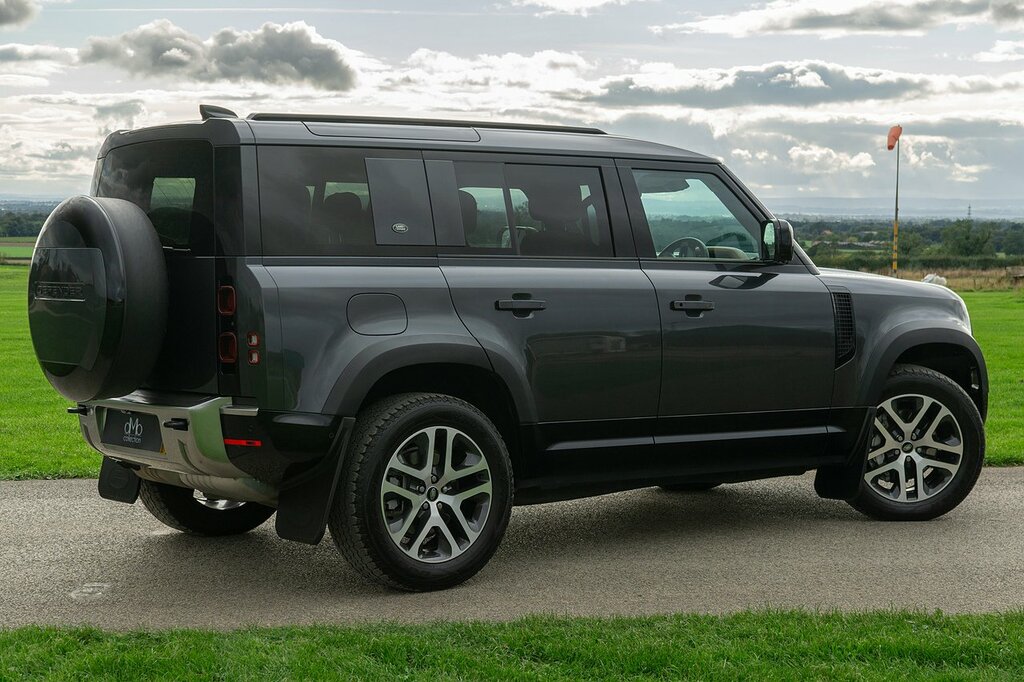 Land Rover Defender 110 D300 Mhev Hse Grey #2