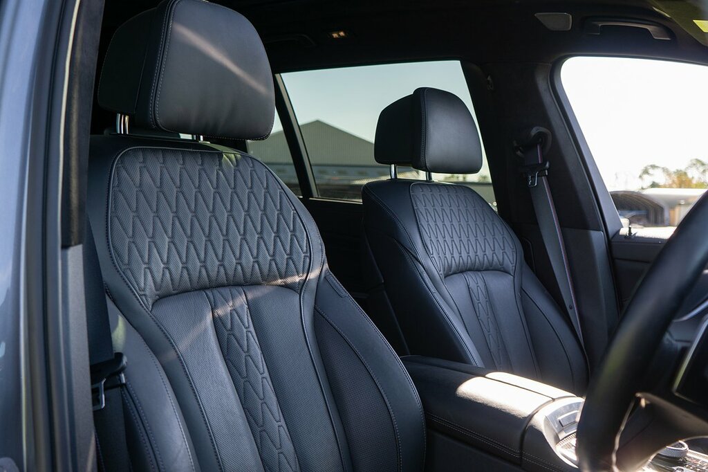 BMW X7 40D Mht M Sport Grey #4