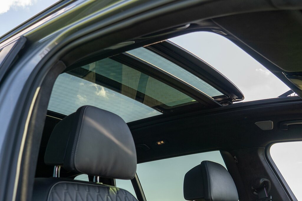 BMW X7 Xdrive40i Mht M Sport Step Black #25